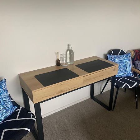 Kg Ensuite Palmerston North Bagian luar foto